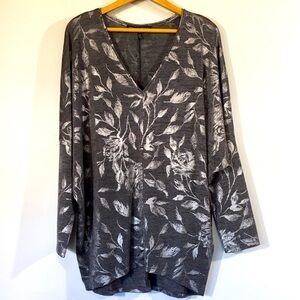 WHBM Dark Floral Metallic V Neck Popover Tunic‎ Top